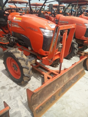 ขายแทรกเตอร์ Kubota L4708SP มีใบดันหน้า ราคาประหยัด สวยๆพร้อมใช้งานครับ ขายแทรกเตอร์ Kubota L4708SP มีใบดันหน้า ราคาประหยัด สวยๆพร้อมใช้งานครับ