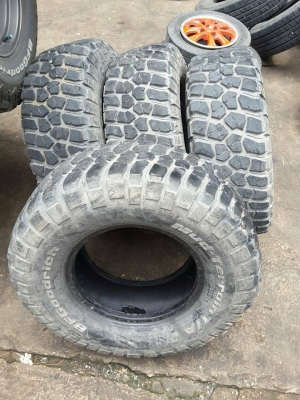 BF KM2 USA. 285-75-16 ปลายปี12 สภาพดี 1ชุด