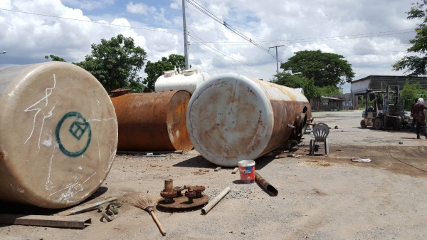 ถังน้ำมัน20000ลิตร หนา6 มิล ทาอีฟ็อกซี่สภาพสวยๆ