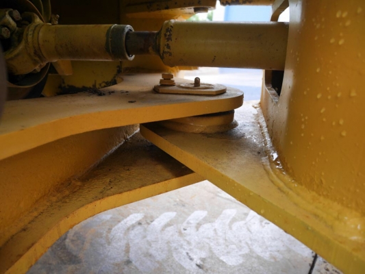 ขาย รถสวยมาก KOMATSU WA100-3 สภาพเหมือนป้ายแดง มือ2นำเข้าจากญี่ปุ่น สนใจโทร.090-986-2521 อ๊อบ