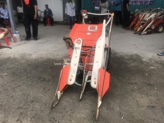 ราคาปกติ36,000 ลดเหลือ29,500 บาท รถเกี่ยวข้าวเดินตาม KUBOTA รุ่น HE50A รหัสสินค้า 50103024 ติดต่อ 081-8283376  www.nihonmono.com