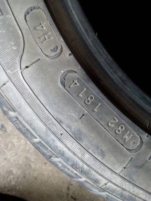 195/55R15  SONAR ULTRASPORT  ปี14 ชุด 4 เส้น tel. 081-427-3941