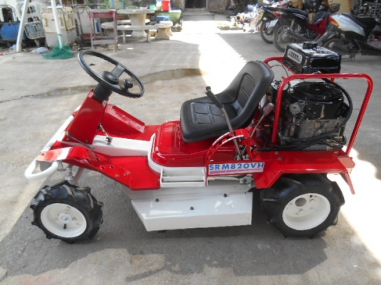 รถตัดหญ้า SATO SRM 820 VH  14 แรง พร้อมใช้งาน