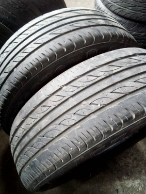 215/60R16  Firestone TZ700 ปี15  มี 2 เส้น tel. 081-427-3941