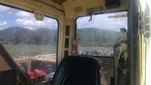 ขายรถขุดแบ็คโฮCAT320V1 เครื่องแน่น ปั้มแรง โช่ บูช โลเลอร์ ใบแทค สภาพดี เลมทะเบียน แอร์เย็น อยู่ภาคกลาง สนใจ 0835601591 หรือ 0903494058