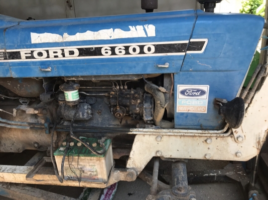 ขาย260000รถไถ่FORD5500สภาพพร้อมใช้ครับ ขาย260000รถไถ่FORD5500สภาพพร้อมใช้ครับ