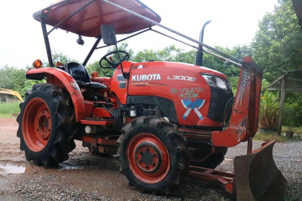 ขายรถไถ KUBOTA L3008 รถไร่ ขายรถไถ KUBOTA L3008 รถไร่