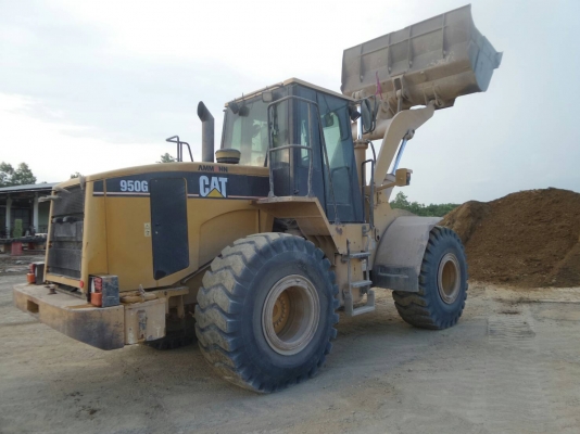 รถตักล้อยาง CAT 966 ใช้งาน12000ก.ม เอกสารเล่มทะเบียน รถตักล้อยาง CAT 966 ใช้งาน12000ก.ม เอกสารเล่มทะเบียน