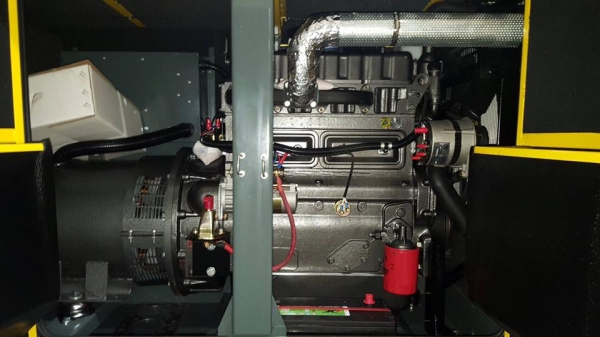 เครื่องปั่นไฟ Ashita power 40kva เครื่องปั่นไฟ Ashita power 40kva