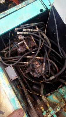 Cobelco.120-/// ไฟตัด.เล่มไม่ เครื่องเดิมแน่นๆปั้มดีเดิมๆ.ช่วงล่างแน่นเอวไม่ขยับ โซ่หนาบู๊ตดีไม่แตก ลอนเลอร์ครบ ใบแทรค60ซม.ทำงานไวไม่โหลด ไม่หลวมใช้งานได้เลยครับ ไม่ต้องซ่อม  ราคา550000..฿..โทร 0875511464 dtac 0636359242 ais.นิธิศ ครับ