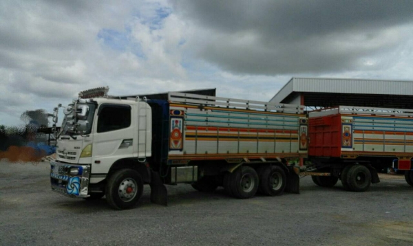 ขายรถพ่วง 18 ล่อ แม่-ลูก กระบะเนียมดั้ม HINO 320 ปี.49 รถสวยขั้นเทพ ย่าง 80\% พร้อมวิ้ง หัวสวยทั้งภายนอก ภายใน ราคา.1950000 สนใจติดต่อ โทร.&ลาย 0813531946 รถอยู่ สุพรรณ ขายรถพ่วง 18 ล่อ แม่-ลูก กระบะเนียมดั้ม HINO 320 ปี.49 รถสวยขั้นเทพ ย่าง 80\% พร้อมวิ้ง หัวสวยทั้งภายนอก ภายใน ราคา.1950000 สนใจติดต่อ โทร.&ลาย 0813531946 รถอยู่ สุพรรณ