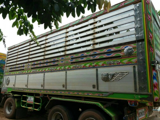 ขายพ่วงแม่ลูกอีซูสุเดก้า   360  จำนวน3คัน