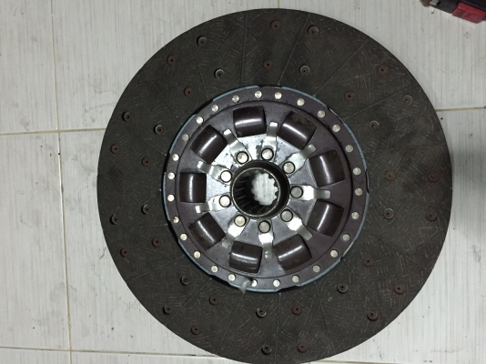 ขายแผ่นคลัชสิบล้อ HINO 17" 14ฟัน ยังไม่เคยใช้งาน ขายแผ่นคลัชสิบล้อ HINO 17" 14ฟัน ยังไม่เคยใช้งาน