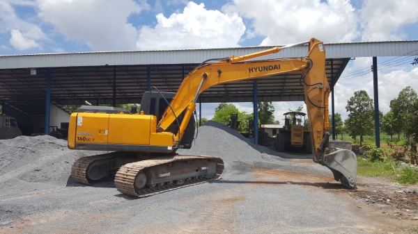 ขาย แบคโฮ HYUNDAI 160 LC - 7 ปี 57 ใช้งานแค่ 7,000 ชม. เครื่องแน่น ปั้มดี ช่วงล่างเต็ม แอร์หนาว เอกสารใบแจ้งจำหน่าย