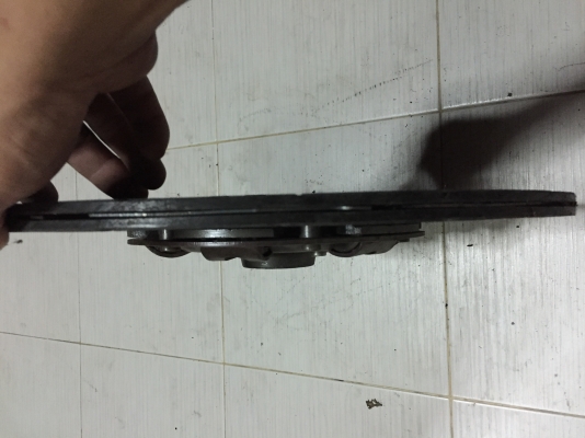 ขายแผ่นคลัชสิบล้อ HINO 16" 10 ฟัน ยังไม่ผ่านการใช้งาน ขายแผ่นคลัชสิบล้อ HINO 16" 10 ฟัน ยังไม่ผ่านการใช้งาน