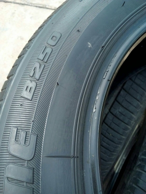 185/65R15  BRIDGESTONE B250 ชุด 4 เส้น  tel. 081-427-3941