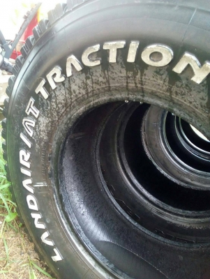 31x10.50R15  FALKEN-RV  มี 1 เส้น  tel.081-427-3941