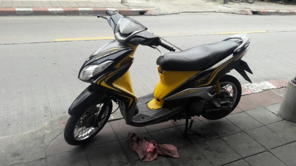 ขาย Yamaha Mio 125 GT ปี 55 รถโอนจากต่างจังหวัดมากรุงเทพฯ เครื่องดี ชุดสีภายนอกดี มีรอยเล็กน้อยๆ ไม่ล้ม เล่มพร้อมชุดโอน