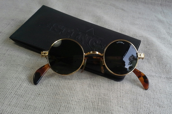 แว่นตาอิตาเลียนวินเทจ ยุค &#039;90s  &#039;ต่อยเจ็บเหมือนผึ้ง&#039;  ที่สุดแห่งความเท่!  Vintage STING by DIERRE handmade in Italy
