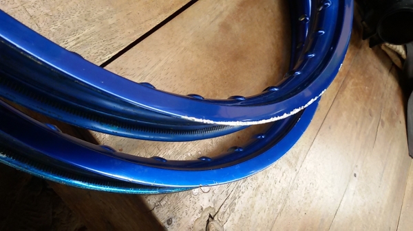 ล้อมิเนียม