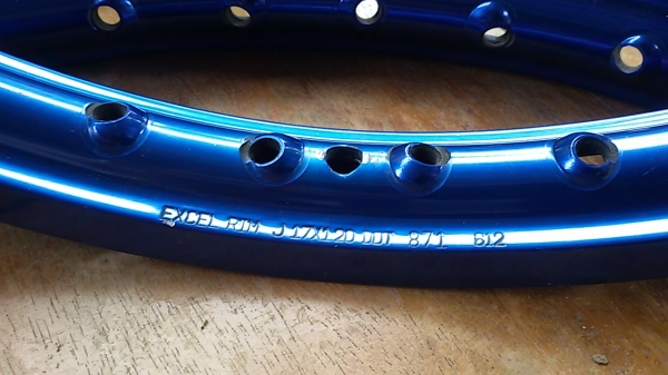 ล้อมิเนียม