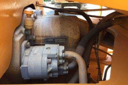 ขาย รถตัก KOMATSU 510 กรองเดี่ยว ซีเรียลสูง นำเข้าจากญี่ปุ่น 090-986-2521 อ๊อบ