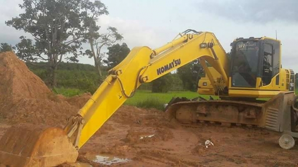 รถแบคโฮ KOMATSU PC160LC-8 สภาพดี ไฟฟ้าครบ พร้อมใช้งาน
