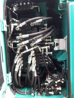 ขายKOBELCO SK75UR-5  YR08  ปี 2009  รุ่นใหม่  เปิดได้รอบคัน  เก่าญี่ปุ่นแท้  3,XXX  ชั่วโมง  เดิมๆๆ  เครื่องปั๊มดี  ลองระบบกันได้ทุกวัน  โทร  089-3818694  ดวงนภา