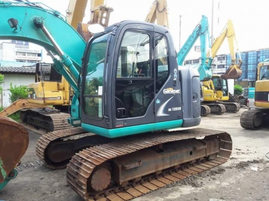 ขายKOBELCO SK135SR-2 YY06  ปี  2012  แทรค 70  ปลายยาวพิเศษ  เก่าญี่ปุ่นแท้   3,XXX  ชั่วโมง  รุ่นใหม่  เครื่องคอมมอลเรียล  เปิดได้รอบคัน  สภาพสวยมากๆๆเดิมๆๆ  ลองระบบกันได้ทุกวัน โทร  089-3818694  ดวงนภา