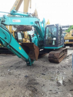 ขายKOBELCO SK135SR-2 YY06  ปี  2012  แทรค 70  ปลายยาวพิเศษ  เก่าญี่ปุ่นแท้   3,XXX  ชั่วโมง  รุ่นใหม่  เครื่องคอมมอลเรียล  เปิดได้รอบคัน  สภาพสวยมากๆๆเดิมๆๆ  ลองระบบกันได้ทุกวัน โทร  089-3818694  ดวงนภา