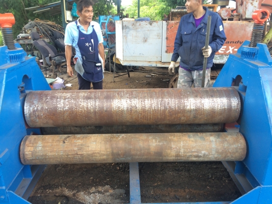 ขายเครื่องม้วนขนาด1.65ม้วนได้18มิลมอเตอร์7.5แรงราคาเบาๆครับ