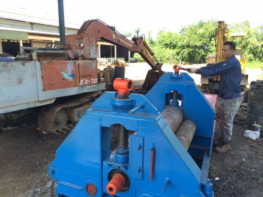 ขายเครื่องม้วนขนาด1.65ม้วนได้18มิลมอเตอร์7.5แรงราคาเบาๆครับ