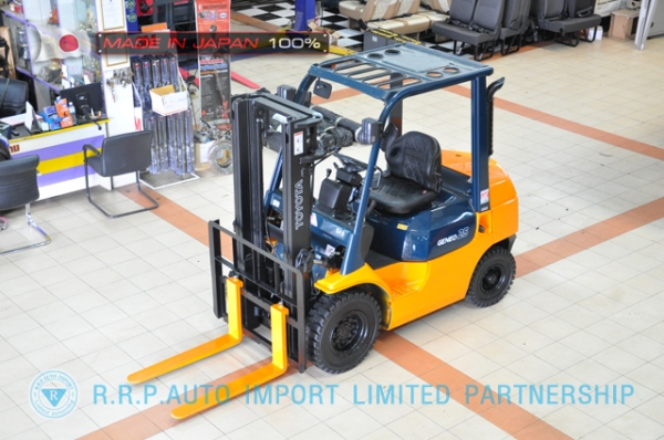 ขายรถโฟล์คลิฟท์มือสอง TOYOTA รุ่น 7FD25-16933 นำเข้าจากประเทศญี่ปุ่น 100\% ไม่เคยใช้งานในไทย