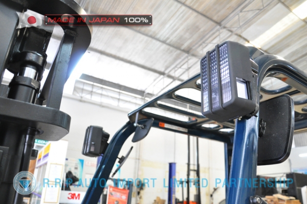 ขายรถโฟล์คลิฟท์มือสอง TOYOTA รุ่น 7FD25-16933 นำเข้าจากประเทศญี่ปุ่น 100\% ไม่เคยใช้งานในไทย