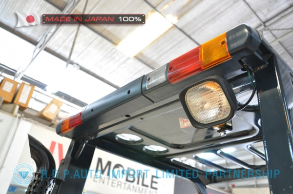 ขายรถโฟล์คลิฟท์มือสอง TOYOTA รุ่น 7FD25-16933 นำเข้าจากประเทศญี่ปุ่น 100\% ไม่เคยใช้งานในไทย