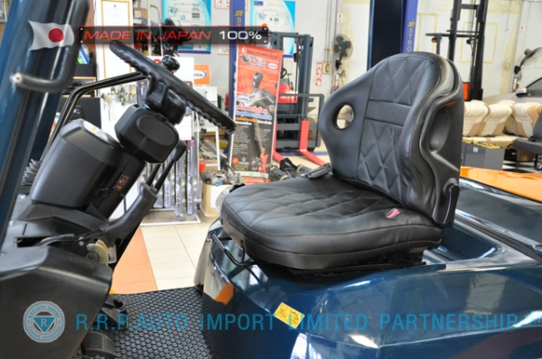 ขายรถโฟล์คลิฟท์มือสอง TOYOTA รุ่น 7FD25-16933 นำเข้าจากประเทศญี่ปุ่น 100\% ไม่เคยใช้งานในไทย