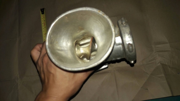 ขายเครื่องบดมือหมุนRELIANCE MADE IN SWEDEN.ใหม่เก่าเก็บสวยงาม