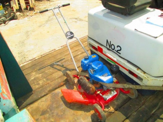 รถตัดหญ้าแบบเดินตาม BARONESS GM50BF ราคาพิเศษ8,000 บาท รหัสสินค้า : 81004737 www.nihonmono.com