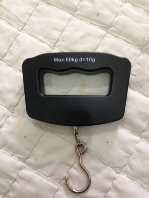 เครื่องช่างน้ำหนักแบบมีอถือ แสดงผลดิจิตอล 0-50 Kg.