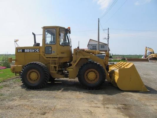 CATERPILLAR 936