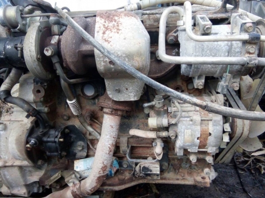 ขายรถ 6 ล้อ 130 เเรง...รถชนมา isuzu NKR71AY52A3 รถห้างเเท้ๆ 49เล่ม ม.79 เครื่องเกียร์ช่วงล่าง ดีไม่โดนคัสซีหน้าบิดนิดหน่อย สอบถามได้