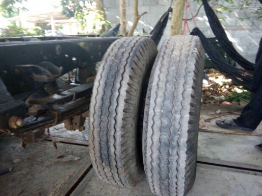 ขายรถ 6 ล้อ 130 เเรง...รถชนมา isuzu NKR71AY52A3 รถห้างเเท้ๆ 49เล่ม ม.79 เครื่องเกียร์ช่วงล่าง ดีไม่โดนคัสซีหน้าบิดนิดหน่อย สอบถามได้