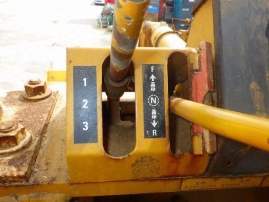 ขายรถตัก KOMATSU 515-2 สมบูรณ์พร้อมใช้ครับ FROM JAPAN ติดต่อ 063-9316985 ID LINE : 0639316985 ครับ
