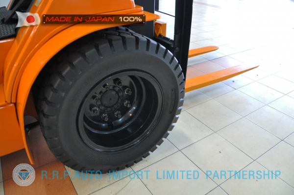 ขายรถโฟล์คลิฟท์มือสอง TOYOTA รุ่น 7FD25-16355 นำเข้าจากประเทศญี่ปุ่น 100\% ไม่เคยใช้งานในไทย