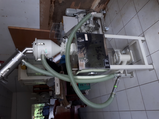 เครื่องบดรีไซเคิ้ลพลาสติกเกรดสูง เครื่องบดรีไซเคิ้ลพลาสติกเกรดสูง