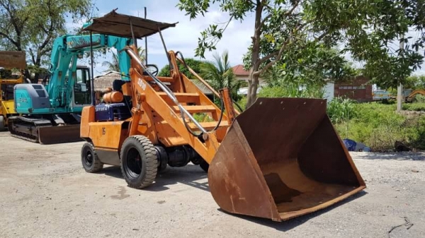 ขายด่วนรถตักยกดีเซลTOYOTA4FD15ตักยก1.5ตันยกสูง3.5เมตรรถนอกเพื่งนำเข้ามายังไม่เคยใช้งานในเมืองไทยเลย ขายด่วนรถตักยกดีเซลTOYOTA4FD15ตักยก1.5ตันยกสูง3.5เมตรรถนอกเพื่งนำเข้ามายังไม่เคยใช้งานในเมืองไทยเลย