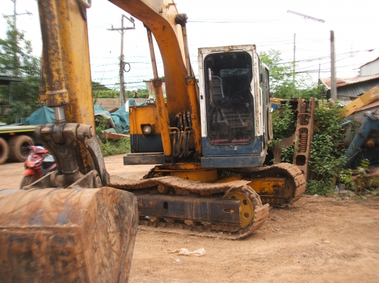 ขายชิ้นส่วนแมคโคร 12 HT ตัวเดิน เครื่อง ปั้ม โซ๋ และชิ้นส่วนต่างๆ