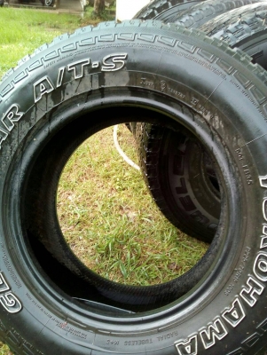 225/70R15  YOKOHAMA GEOLANDAR A/T-S  มี 1 เส้น โทร.081-427-3941