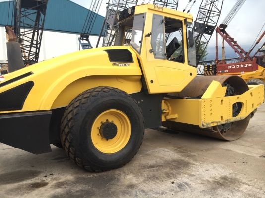รถบดสั่นสะเทือน 19 ตัน Bomag BW219D-4 นำเข้าจากญี่ปุ่น โทร. 080-6565422 (หนิง)