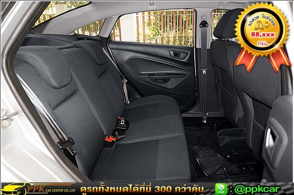 2011 FORD FIESTA 1.4 E20 สีบรอนซ์เงิน เกียร์ธรรมดา